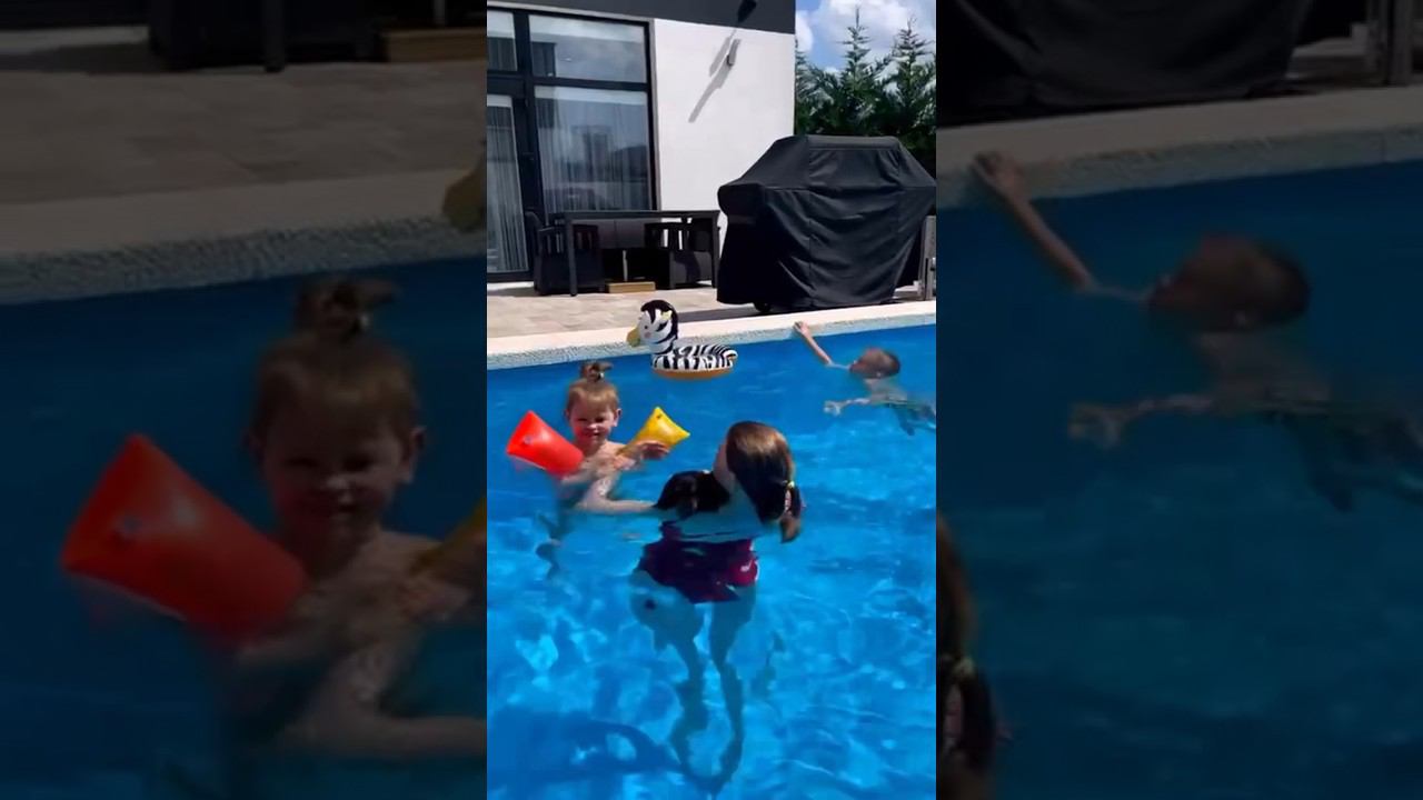 8-900-233-2008 Питомник "Family Shayk"  Краснодар предлагает щенков Кавалер Кинг Чарльз спаниель