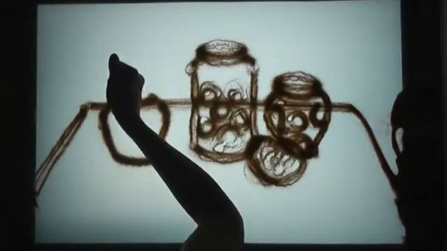 Песочная анимация для семьи.