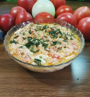 Жареные ПОМИДОРЫ С ЛУКОМ И ЯЙЦОМ. Очень вкусно, нежно, сочно.
