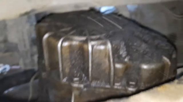 Акцент бежит масло с коробки непонятно смотреть онлайн