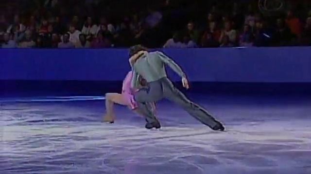 Elena Berezhnaya & Anton Sikharulidze Let Me Fall AP 2003 Ice Wars смотреть онлайн