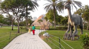 София и Папа в музее селфи и парке Динозавров