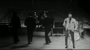James Brown and The Famous Flames - Out Of Sight
