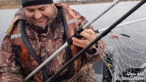 Рыбалка на Судака. Низовье Волги - Саратова. Русловая щука - Трофей.