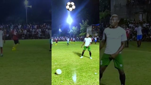 Nigeria football player play with futbol #short