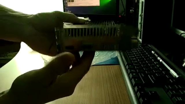 Распaковка 9500Gt Palit и звуковой карты.mp4 смотреть онлайн