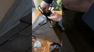 Инструкция по монтажу фонаря на заборный колпак