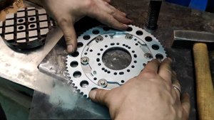 Мотовелосипед с триммером  - сборка ведомой звезды МОВ-6-77 под цепь T8F...