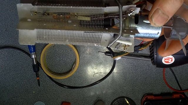 РЕМОНТ ФЕНА для сушки волос Saturn - простая, но хитрая поломка. смотреть онлайн