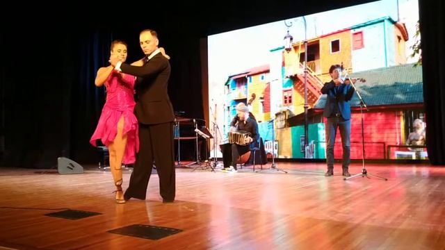 АРГЕНТИНСКОЕ ТАНГО! Андрей и Светлана Медведевы. Тюмень. смотреть онлайн