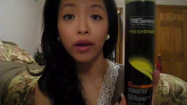 Drugstore Dry Shampoos ( Suave, Not Your Mother's, Tresemme ) смотреть онлайн