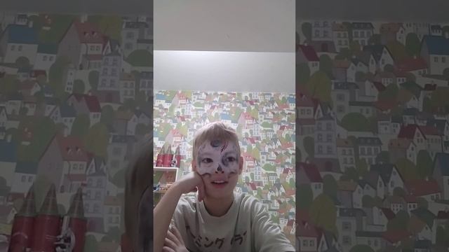 Я играю в игру угадай персонажа. смотреть онлайн