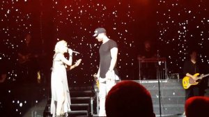 Carrie Underwood & Sam Hunt - Heartbeat (Glasgow C2C 2016)