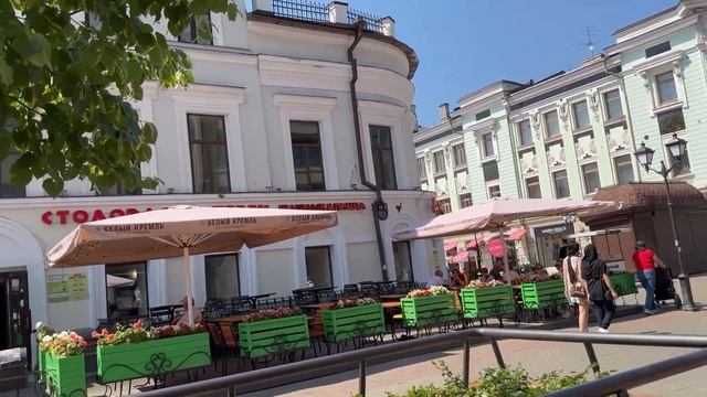 КАЗАНЬ.Улица БАУМАНА.Федор ШАЛЯПИН. Конь в пальто//Kazan.Bauman. Fyodor Chaliapin.A horse in a coat смотреть онлайн