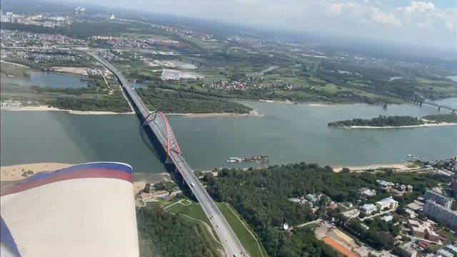 Полёт на легкой авиации над Новосибирском смотреть онлайн