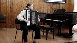 русская народная песня "Валенки" вариация А. Широков. исполняет Жеребцова Светлана (аккордеон).