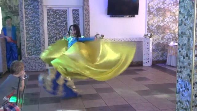 Вероника Дынник Детская восточная вечеринка Шоу с крыльями