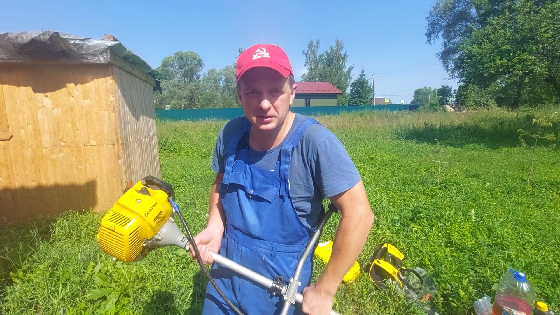 Экономный и мощный триммер CHAMPION модель T523-2. Обзор триммера, см.также подробное описание