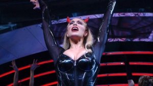 Hannah Waddingham - Dynamite, Tonight’s the Night