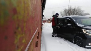 Дейхатсу MOVE по сугробу