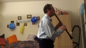 I play clarinet ''Friend like me'' Ich spiele deutsche Klarinette '' Friend like me''