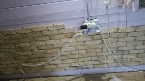 Цементная плитка на монтажную пену