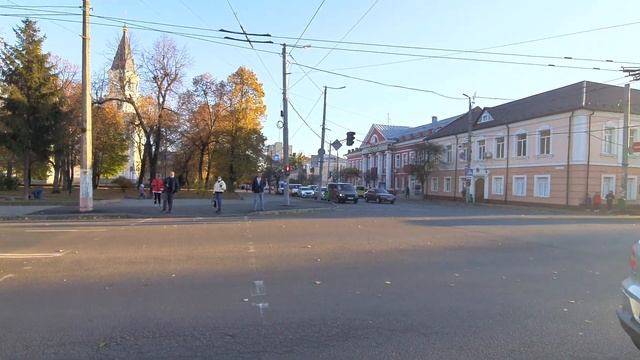 ? 2Ч. Прогулка по осеннему Житомиру. Площадь Победы.