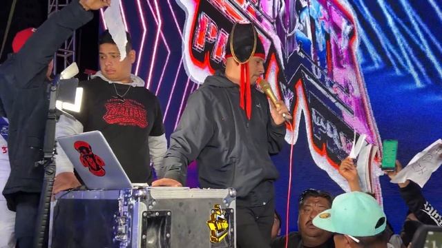 LLEGO EL MEDIO METRO CON SONIDO PIRATA, Y SONIDO PIRATA LO IGNORA POR COMPLETO EN TIANGUISMANALCO смотреть онлайн