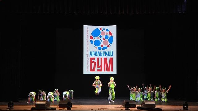 Выступления дочери !!!