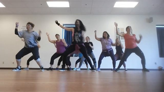 Bailalo(Dembow) by Armando & Heidi, - Zumba with Araceli Arretche смотреть онлайн