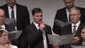 Пение «Вот, дремлет Гефсиманский сад» - хор "Глория"