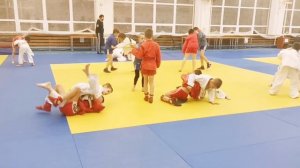 САМБИСТЫ И ДЗЮДОИСТЫ НА ДНЕ БОРЬБЫ В ШКОЛЕ БОРЬБЫ РУСЛАНА САЗОНОВА. ДЗЮДО/САМБО ДЕТИ