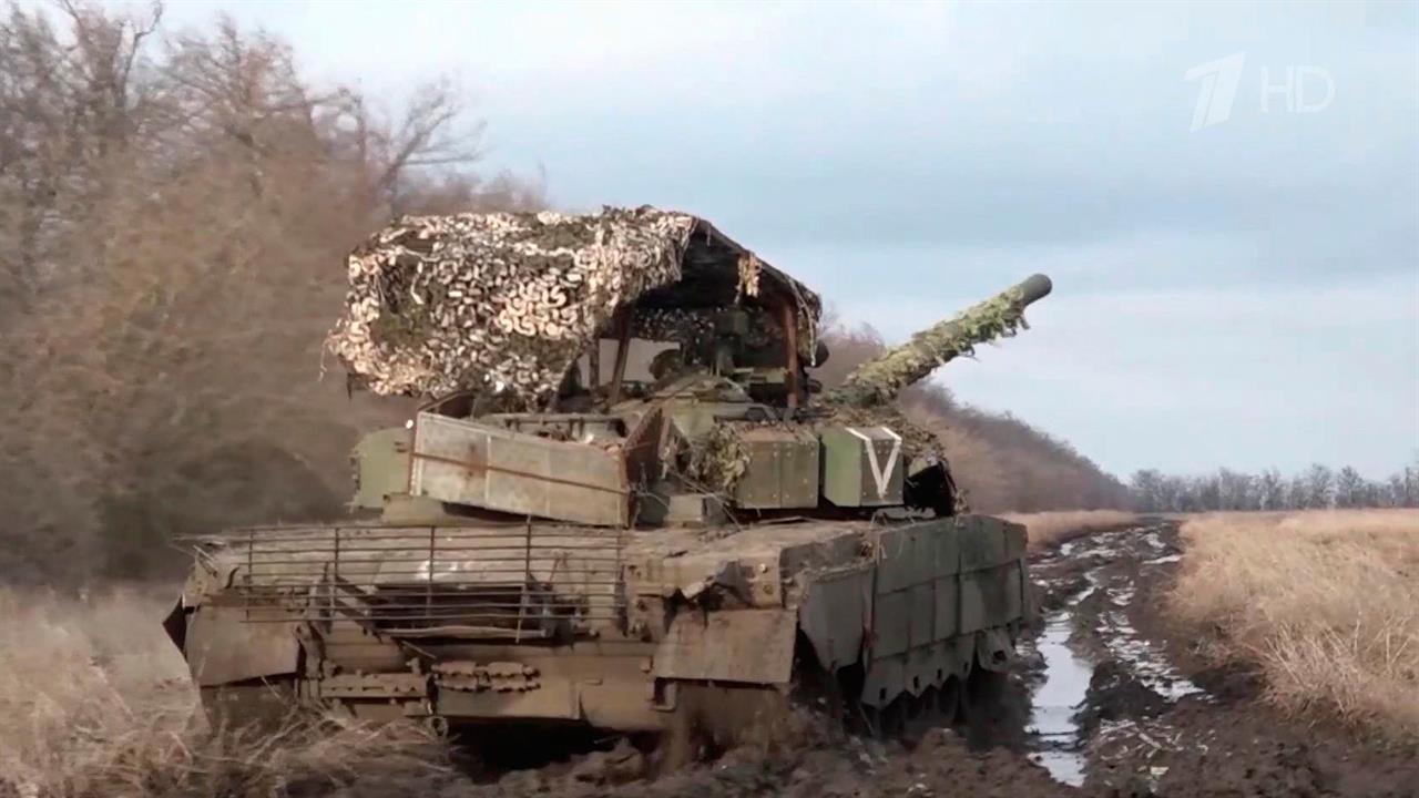 На Запорожском направлении оборону крепко держат экипажи танков Т-80
