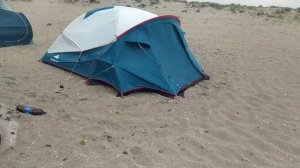 Quechua air seconds fresh bleck 6.3 палатка надувные дуги в шторм, надувная палатка