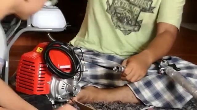 Budak Kebun : unboxing mesin rumput (brush cutter) ogawa BG430DT 43cc смотреть онлайн