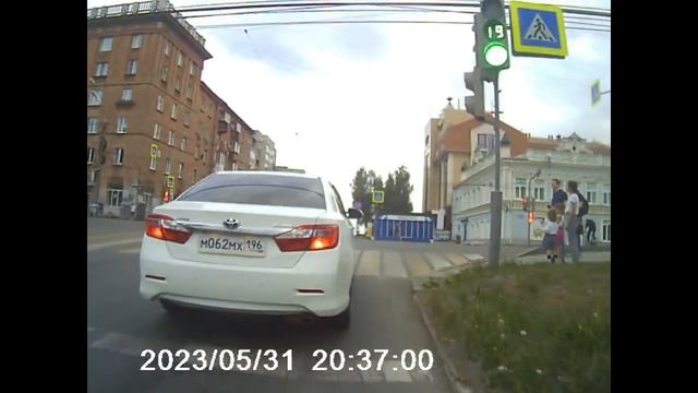 Можно ли велосипедисту так смотреть онлайн