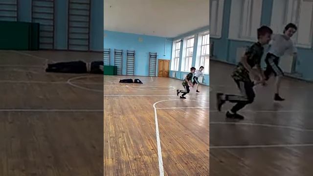 Как помыть пол? Мастер-класс от наших! смотреть онлайн