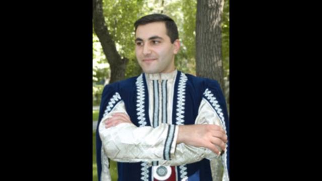 ԱՇՈՒՂ ԵՄ - Արտուր Մնացականյան։ (Գուսան Աշոտ):