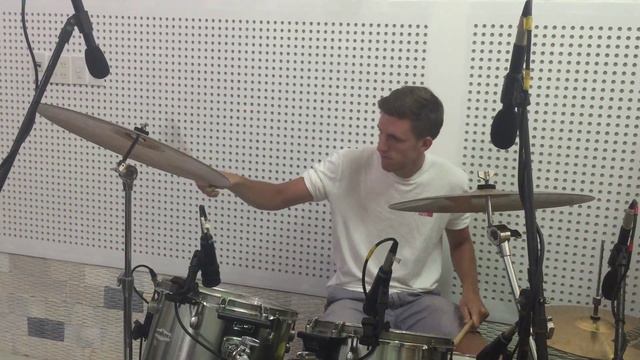 Set tup và sử dụng mixer kĩ thuật số bihinger xr 16 смотреть онлайн