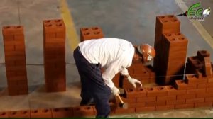 Строительство как построить стену из кирпича ЛЕГО