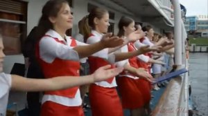 #На теплоходе музыка играет