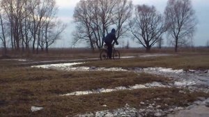 Езда на велосипеде по грязи и льду  Февраль 2015