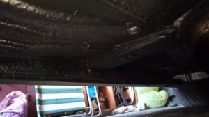 Обработка днище опель омега б, грунтом и жидкой резиной!