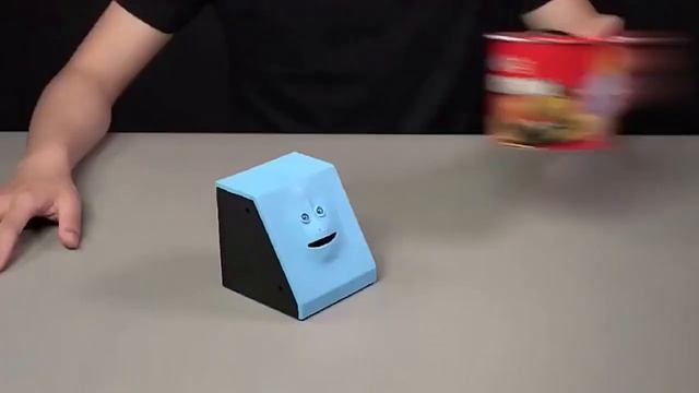 Забавная копилка с лицом смотреть онлайн