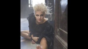 Pixie Lott foot worship video!
