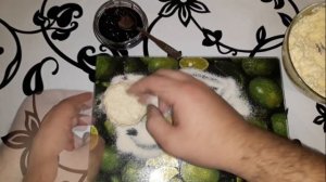 Вкуснейшие сырники с начинкой внутри. Пальчики оближешь.