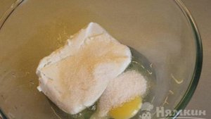 Сырники с манкой и сухофруктами