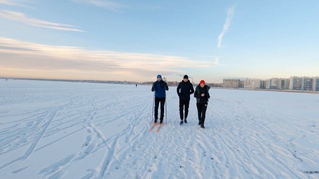 ICE RUN / Вокруг озера Смолино смотреть онлайн