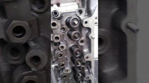 Продам головку двигателя Ваз 2106