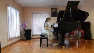 М.Глинка «Мазурка» До мажор   А.Стоянов «Веселое приключение»